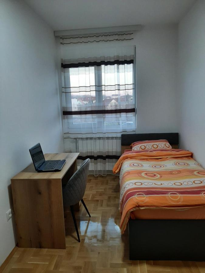 Apartman Milic Pirot-Zapadni Kej 10 Apartment Екстериор снимка